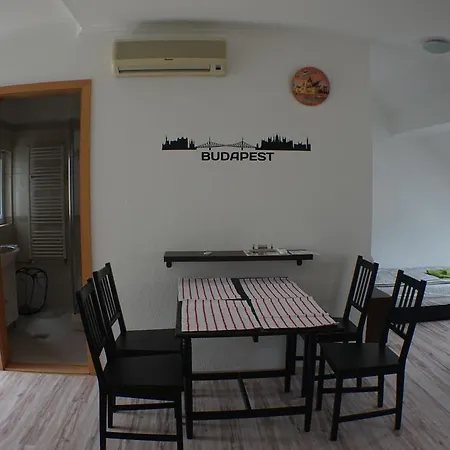 Nexus Wifi & Ac For Up To 22 * Budapest